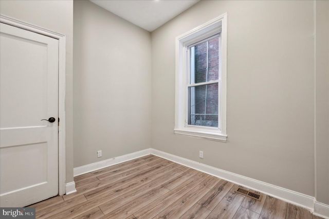 2021 N 33RD ST, Philadelphia, PA 19121