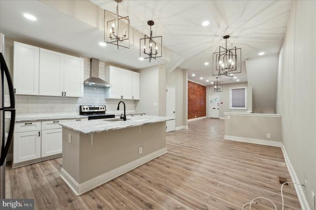 2021 N 33RD ST, Philadelphia, PA 19121
