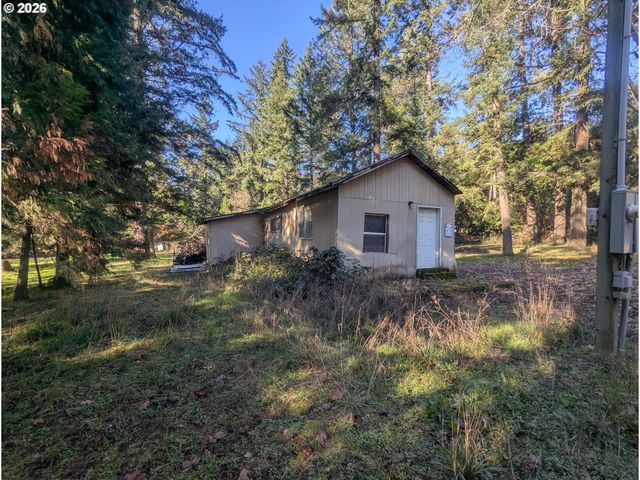 464 LOU GRAY Dr, Myrtle Creek, OR 97457