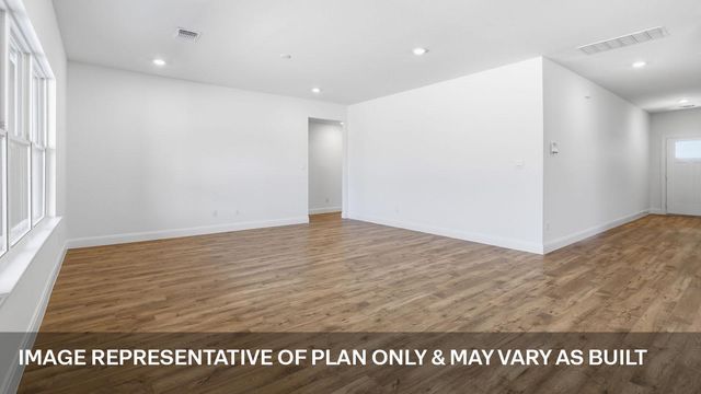 164 Great Northern DR, Cedar Creek, TX 78612