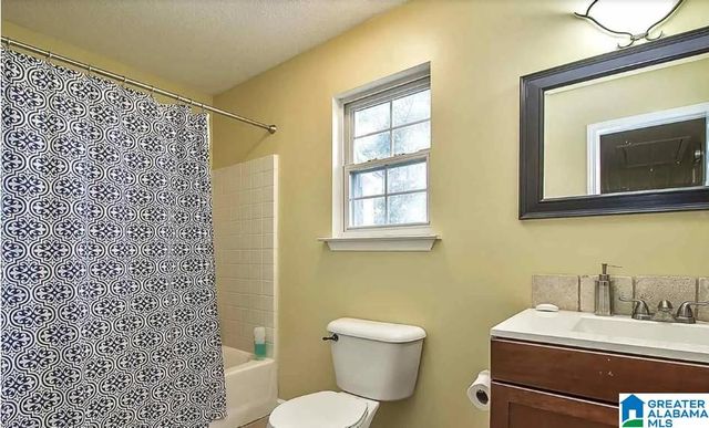 1605 BROKEN ARROW CREEK ROAD, Riverside, AL 35135