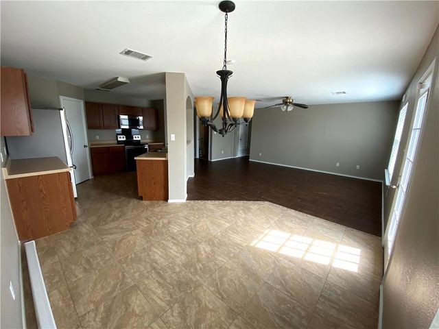 12817 Chime DR, Manor, TX 78653
