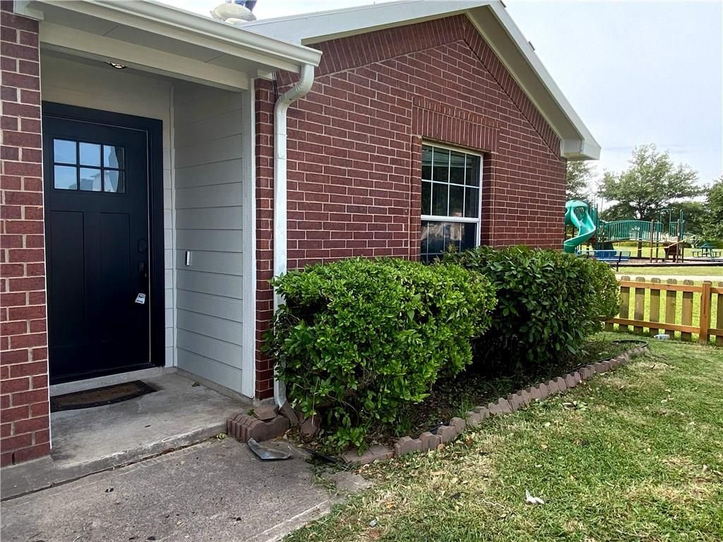 12817 Chime DR, Manor, TX 78653