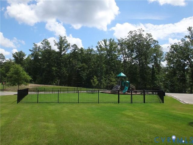 7141 Desert Candle Dr, Moseley, VA 23120