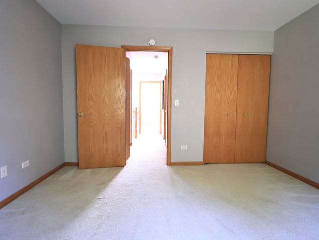 2607 Oak Tree Lane 2607, Plainfield, IL 60586
