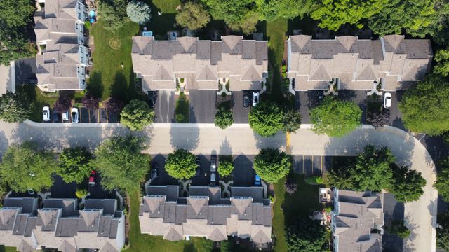 2607 Oak Tree Lane 2607, Plainfield, IL 60586