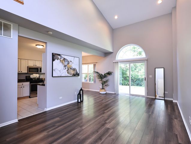 2607 Oak Tree Lane 2607, Plainfield, IL 60586
