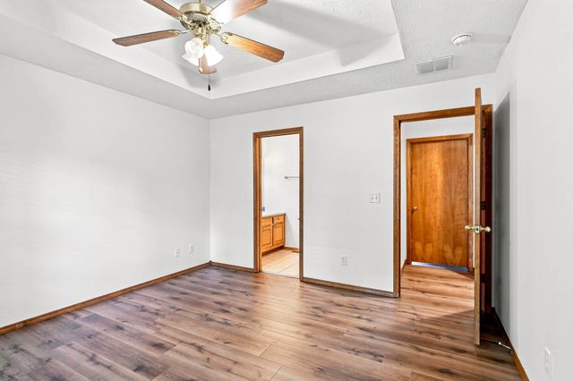3618 W Vincent Drive, Springfield, MO 65810