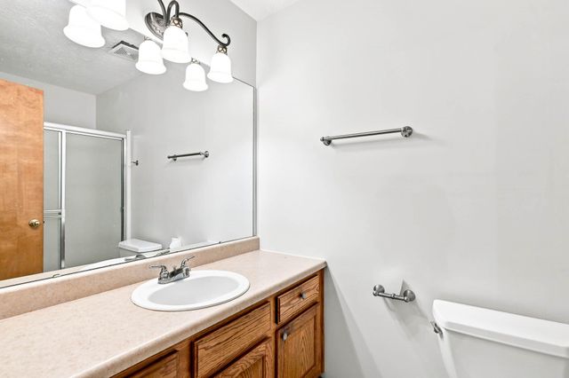 3618 W Vincent Drive, Springfield, MO 65810