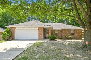 3618 W Vincent Drive, Springfield, MO 65810