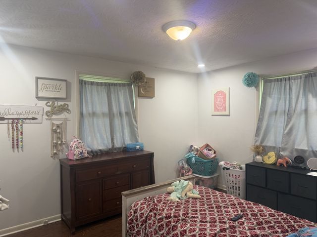 1001 Due West Cir, Lafayette, TN 37083