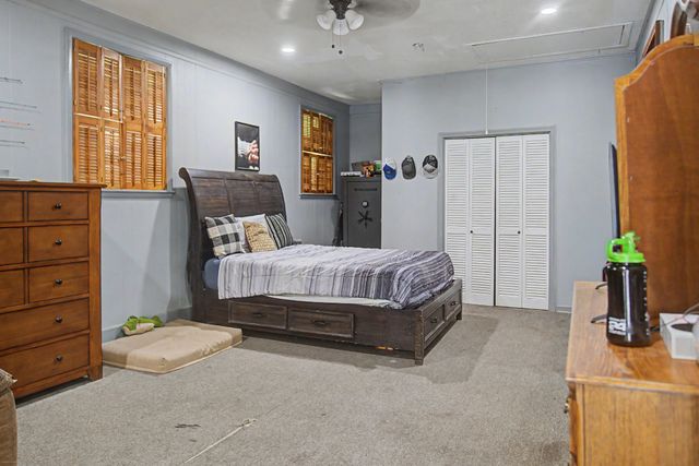 1001 Due West Cir, Lafayette, TN 37083