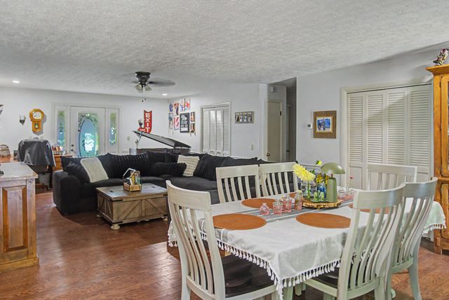 1001 Due West Cir, Lafayette, TN 37083