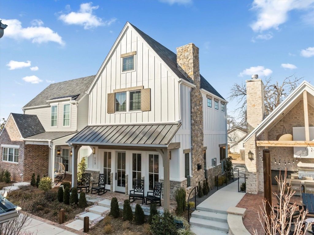 225 W First Street 113, Edmond, OK 73003