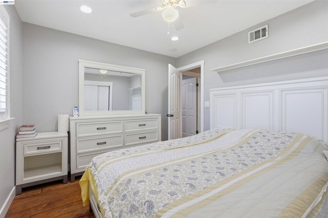 1042 Lomitas Ave, Livermore, CA 94550