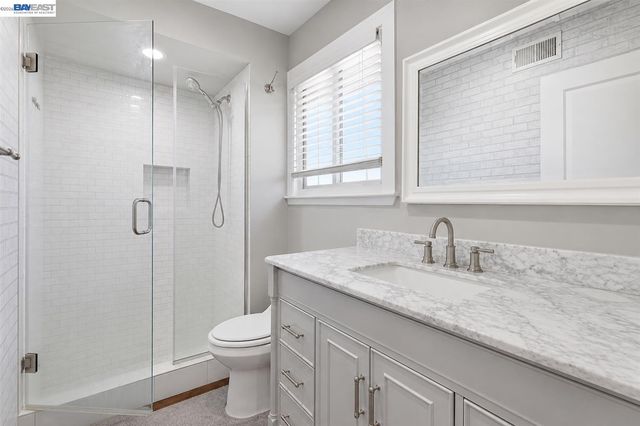 1042 Lomitas Ave, Livermore, CA 94550