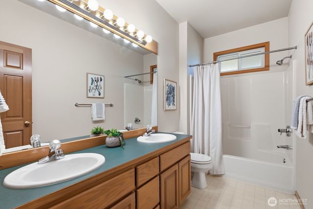 11924 59th Avenue W, Mukilteo, WA 98275