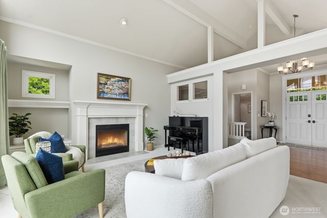 11924 59th Avenue W, Mukilteo, WA 98275