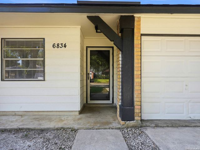 6834 Brookvale, San Antonio, TX 78238