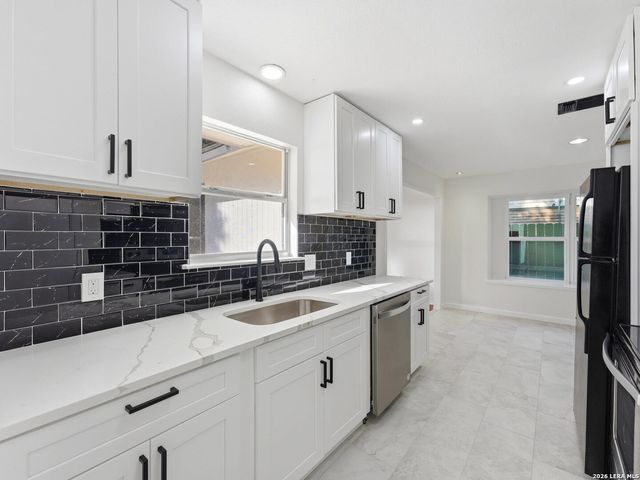 6834 Brookvale, San Antonio, TX 78238