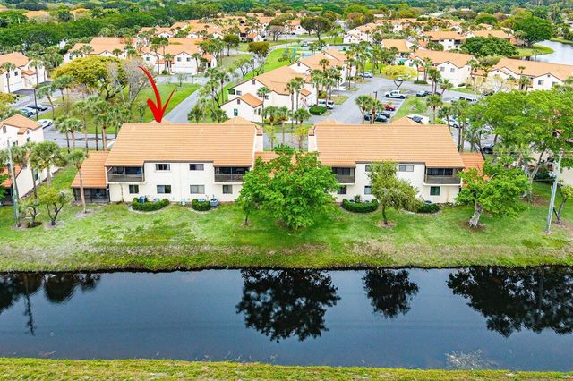 16 Vía De Casas Sur, Boynton Beach, FL 33426