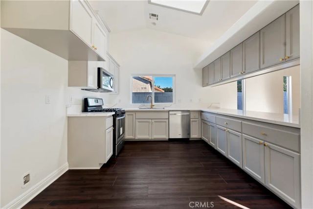 68135 Encinitas, Cathedral City, CA 92234