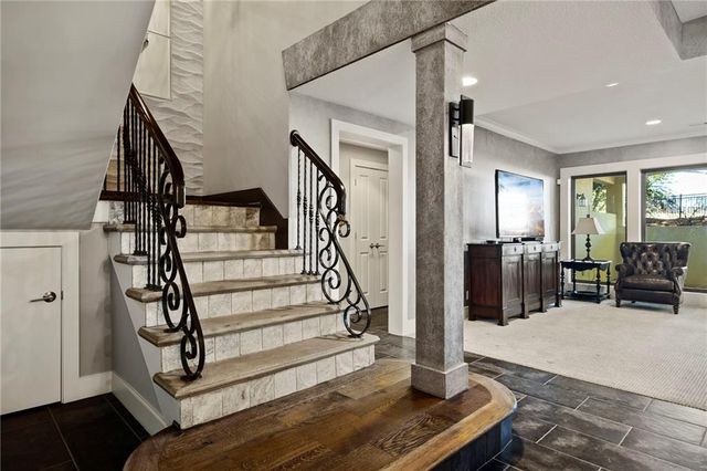 3322 W 137 Street, Leawood, KS 66224