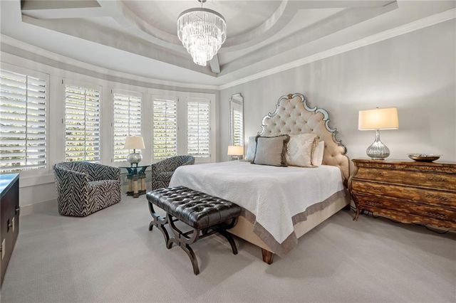 3322 W 137 Street, Leawood, KS 66224