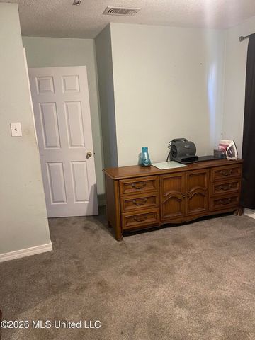 2429 Sycamore Street, Pascagoula, MS 39581