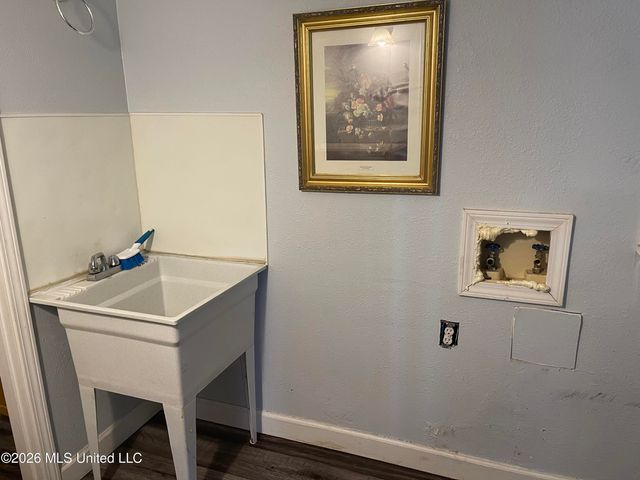 2429 Sycamore Street, Pascagoula, MS 39581