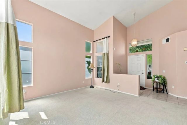 637 Avondale, Corona, CA 92879