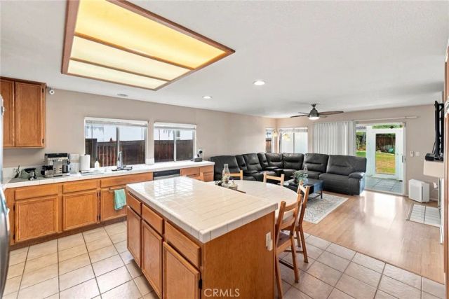 637 Avondale, Corona, CA 92879