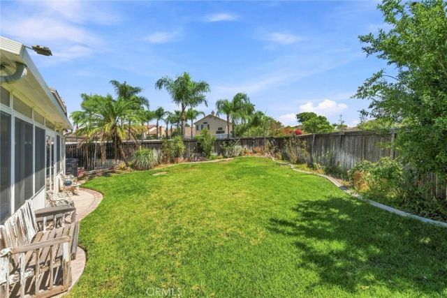 637 Avondale, Corona, CA 92879