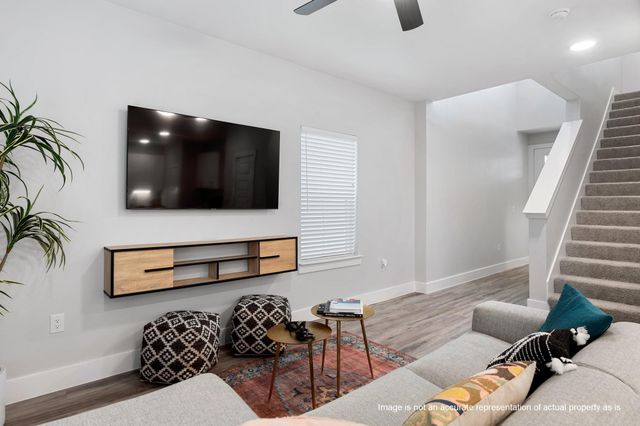 28328-316 Birnham Woods Drive, Spring, TX 77389