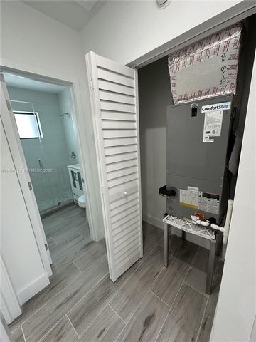 551 SW 57th Avenue 2, Miami, FL 33144