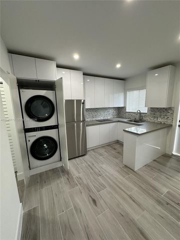 551 SW 57th Avenue 2, Miami, FL 33144