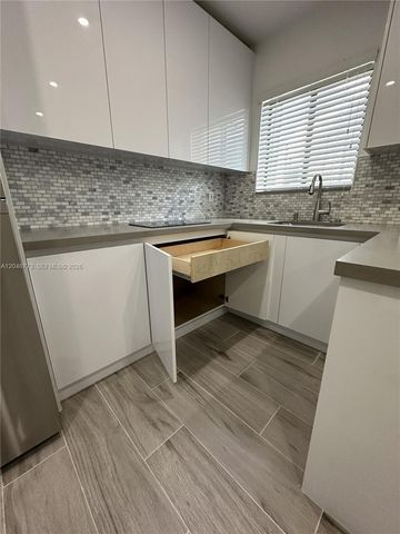 551 SW 57th Avenue 2, Miami, FL 33144