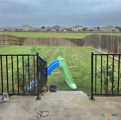 350 Bedford Falls Lane, Jarrell, TX 76537
