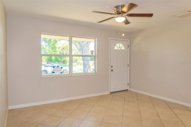 5460 40TH AVENUE N, St Petersburg, FL 33709