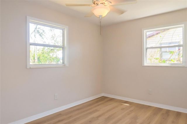 5460 40TH AVENUE N, St Petersburg, FL 33709