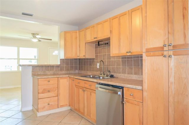 5460 40TH AVENUE N, St Petersburg, FL 33709