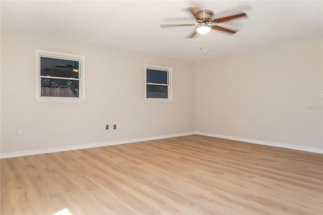 5460 40TH AVENUE N, St Petersburg, FL 33709