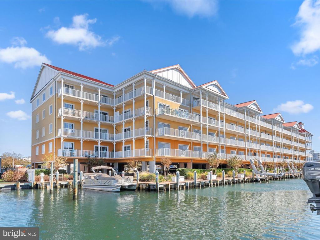 301 14TH ST #106, Ocean City, MD 21842