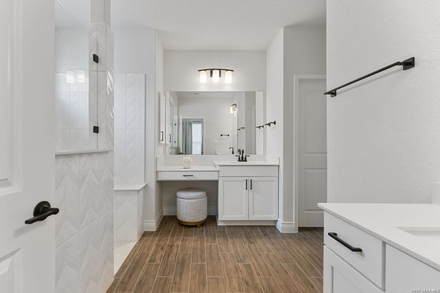 2225 STEERHEAD TRL, New Braunfels, TX 78132