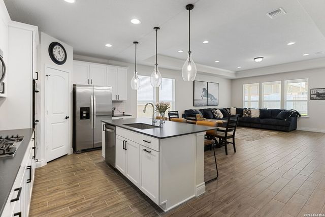 2225 STEERHEAD TRL, New Braunfels, TX 78132