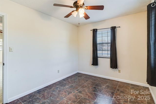 90 2nd Street SE, Catawba, NC 28609