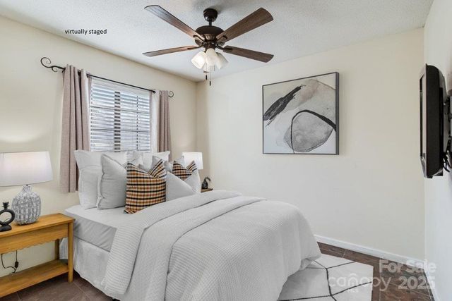 90 2nd Street SE, Catawba, NC 28609