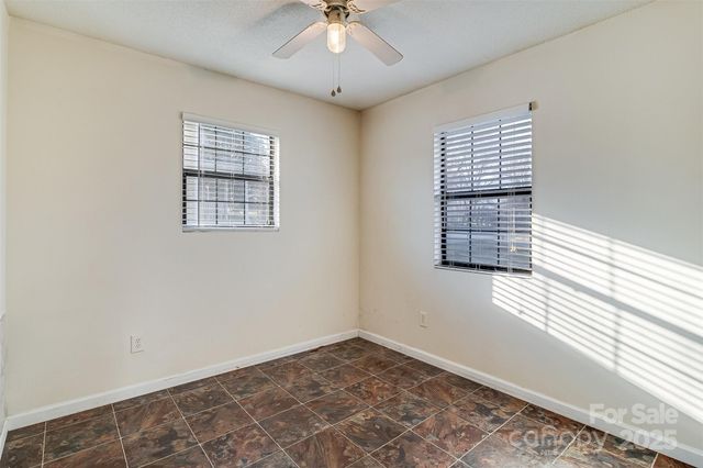 90 2nd Street SE, Catawba, NC 28609