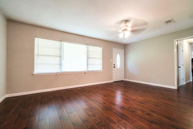 1510 Greenbriar Avenue, Pasadena, TX 77502