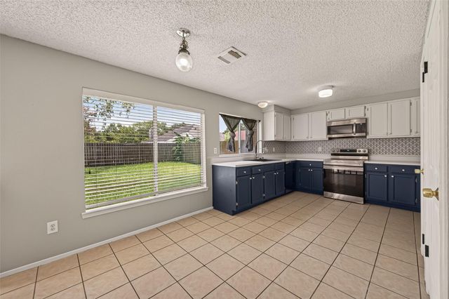 1818 Foxlake Drive, Houston, TX 77084